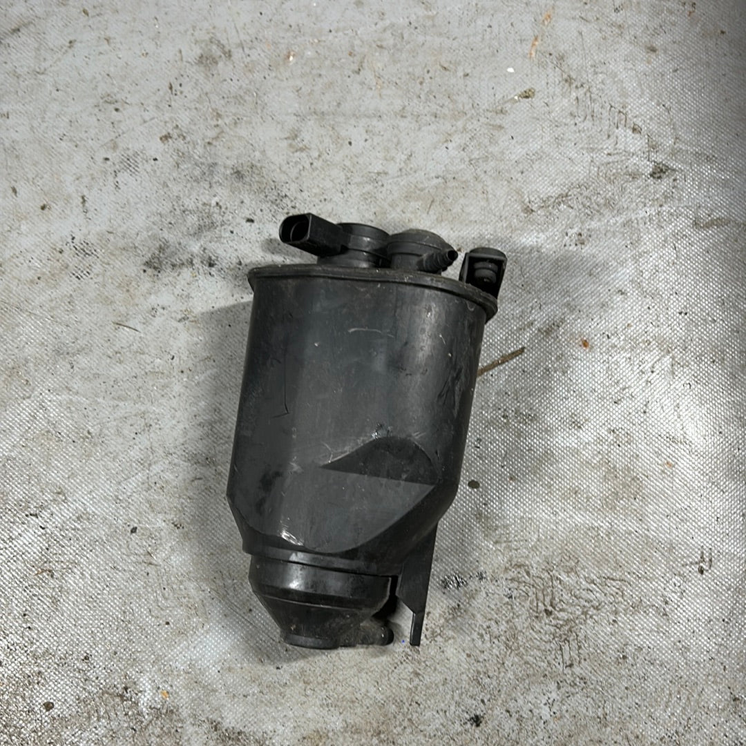 VW Golf 4 IV Aktivkohlefilter Aktivkohlebehälter 1J0201801H