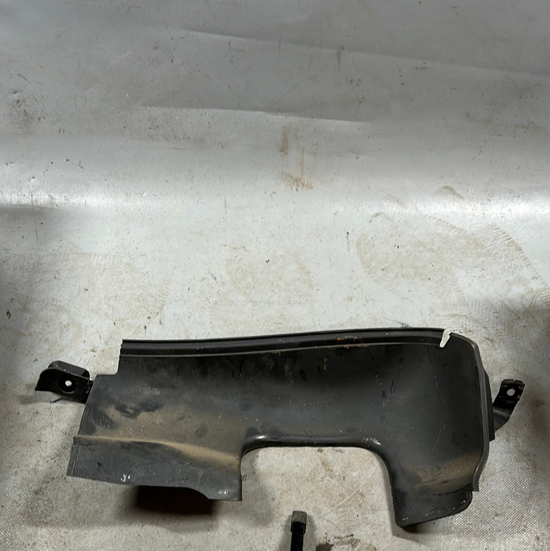 VW Polo 9N Abdeckung Wasserkasten Lufteintrittsblende 6Q1815159