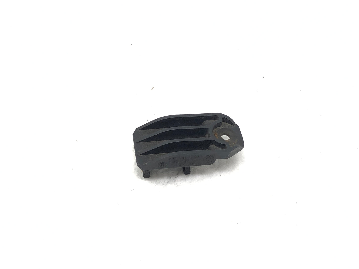 BMW E39 5 series radiator bracket 2247896