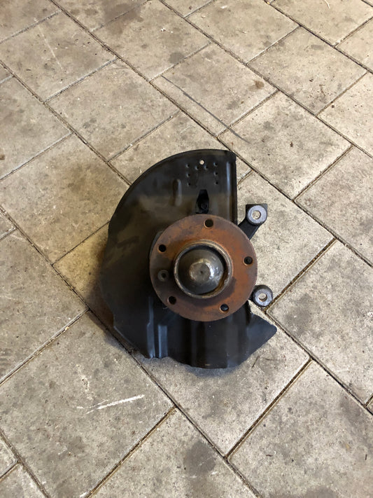 BMW E46 3er Achsschenkel Radnabe Radlager vorne links 1096429