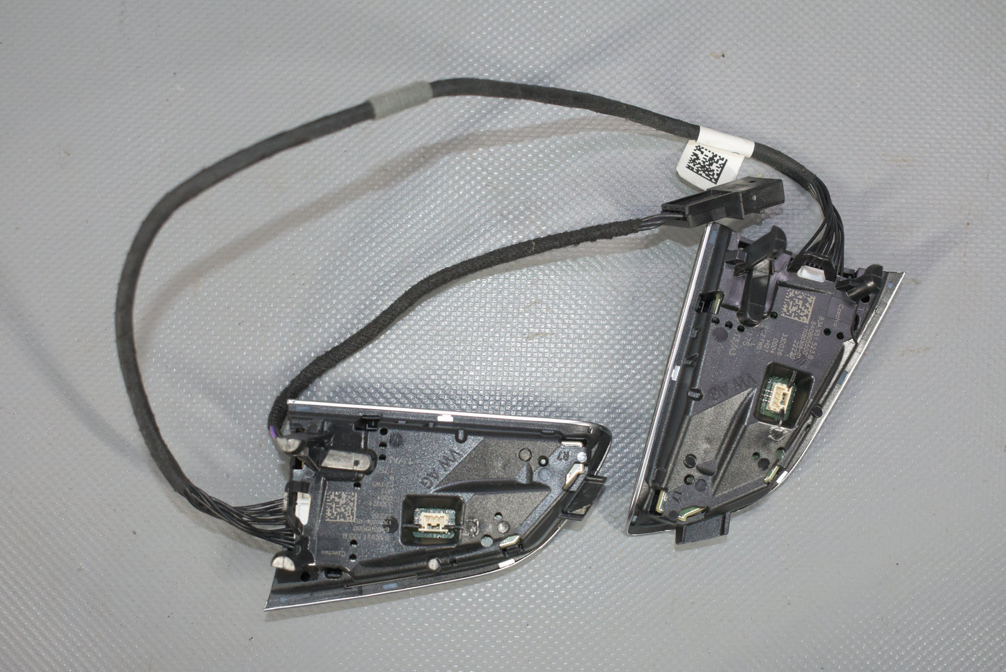 Original Multifunktionstaste rechts Lenkrad MFL für AUDI A8 / S8 4H0951523G  XHA