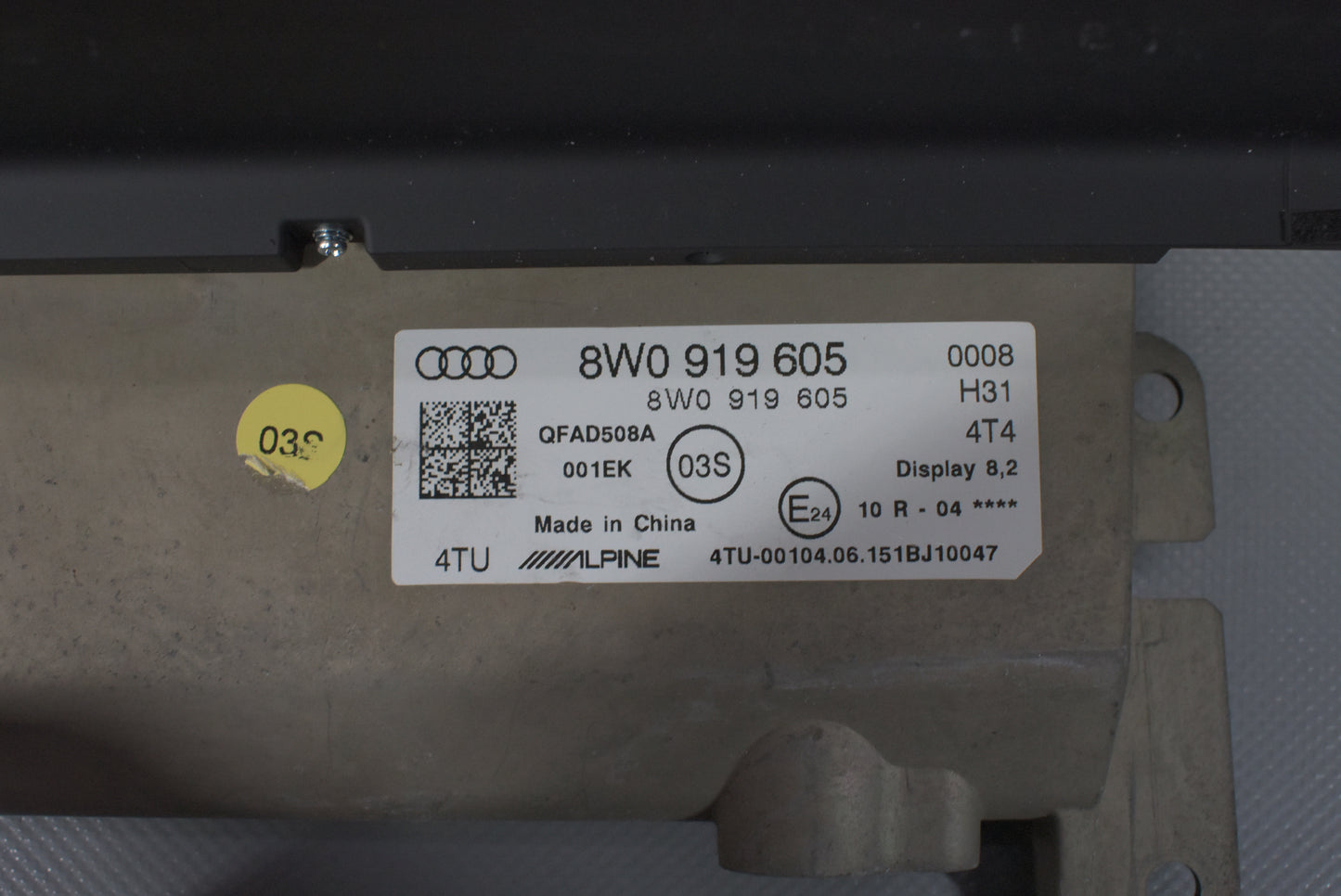 Audi A4 B9 8W ekran ünitesi MMI 8W0919605 