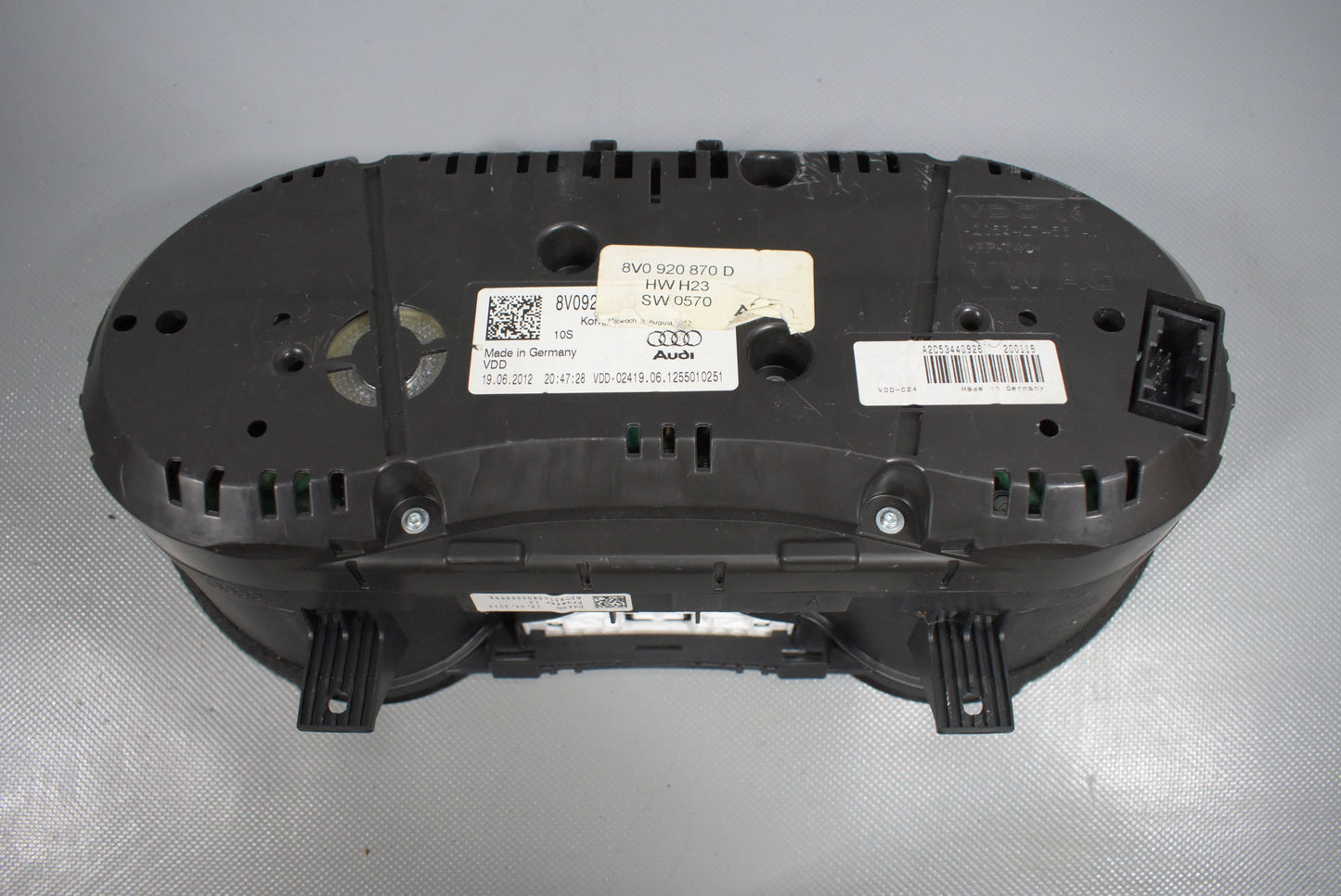 Audi A3 S3 8V Kombiinstrument Tacho 8V0920870D