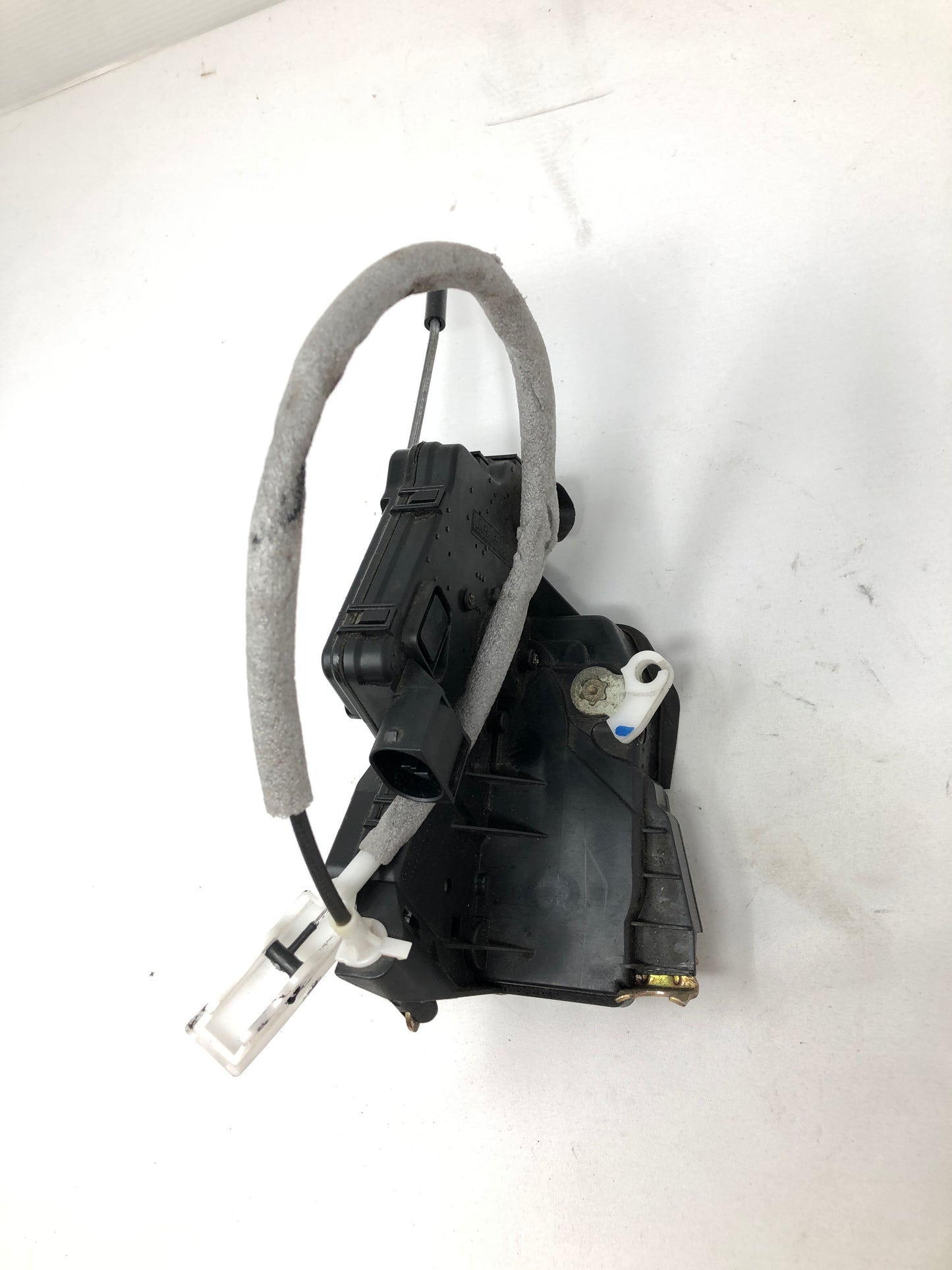 BMW E46 3-series door lock central locking front left driver's side original