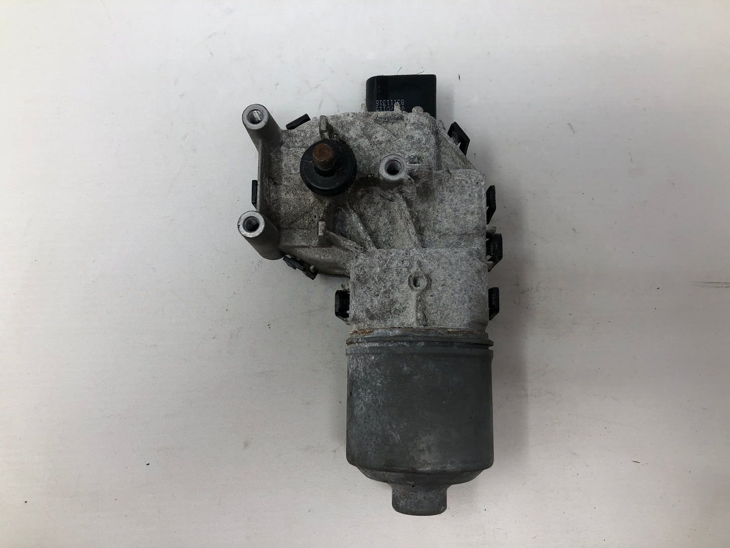 Ford Focus II wiper motor 0390241731