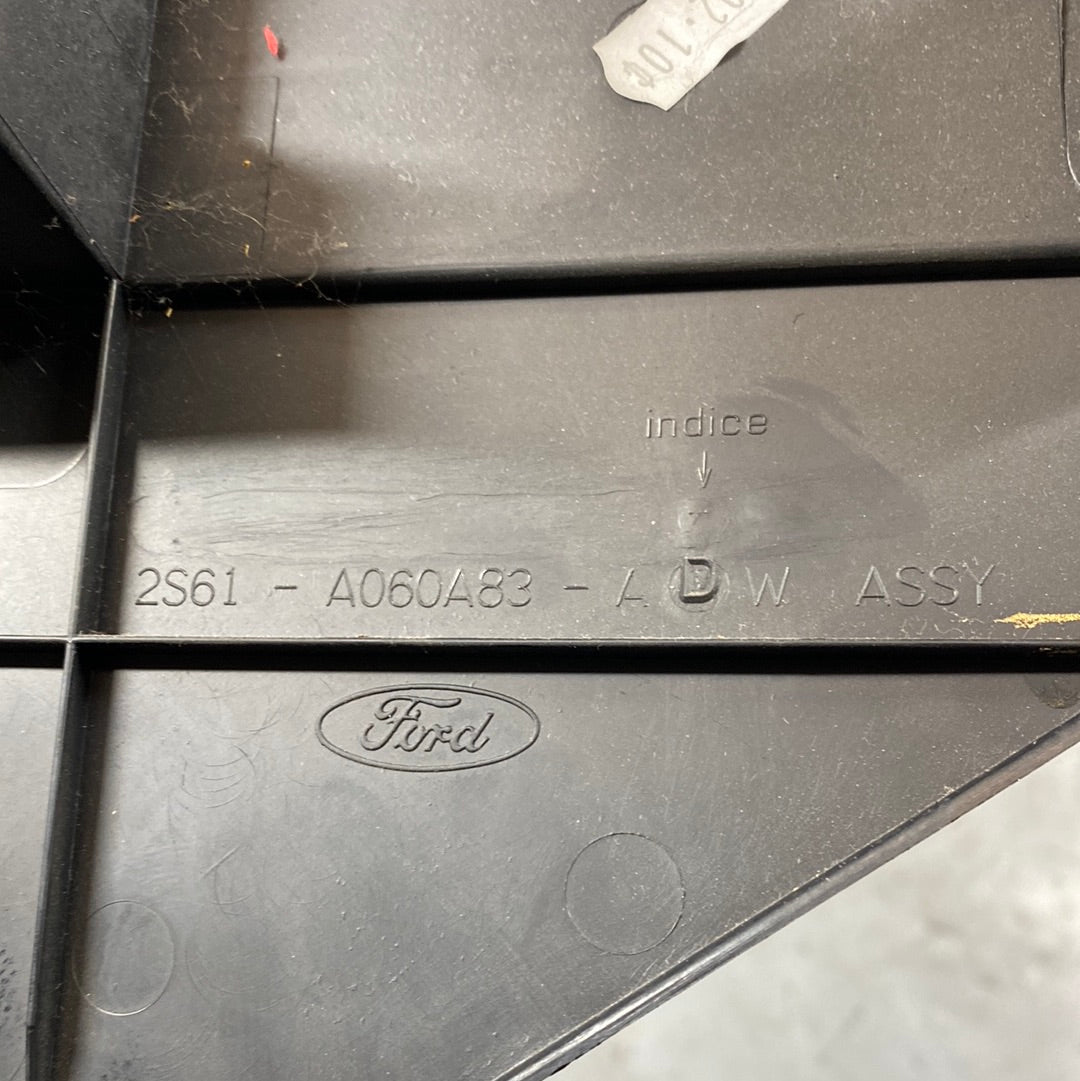 Ford Fiesta 5 JH Abdeckung Fußraumabdeckung links 2S61A060A83 ADW