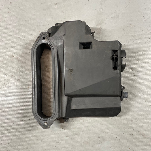 Audi A4 B5 motor kontrol ünitesi kutusu 8D1907355B 