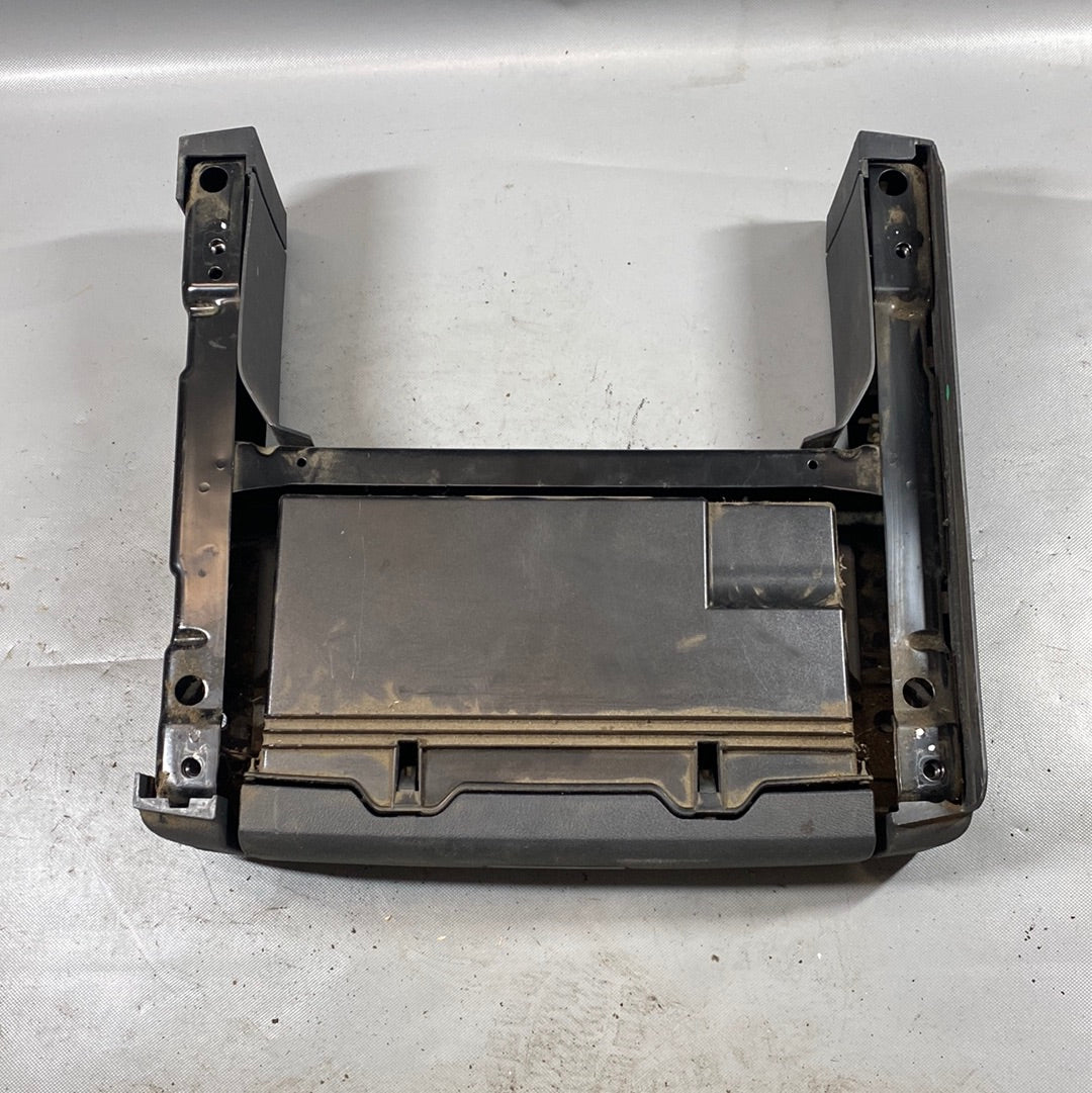 VW Touran 1T Sitzkonsole Ablagefach vorne rechts 1T0881580