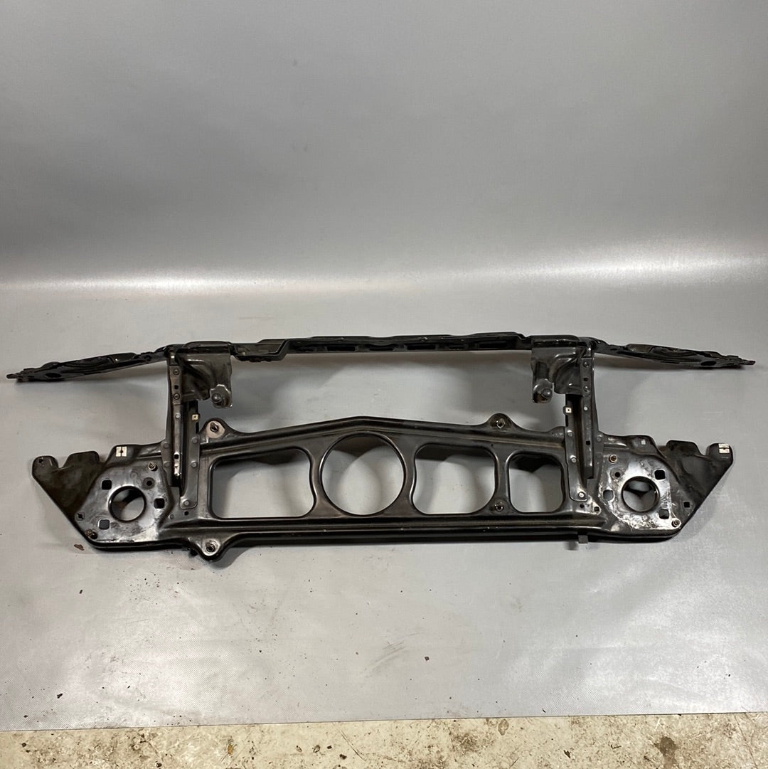 BMW E39 5er Schlossträger Frontmaske 6910464