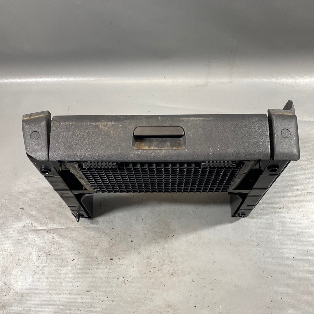 VW Touran 1T Sitzkonsole Ablagefach vorne rechts 1T0881580