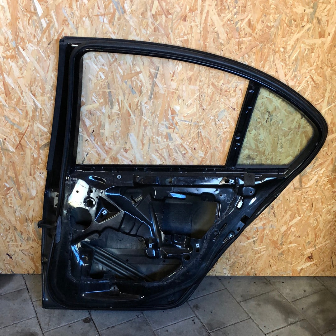 BMW E46 3-series door, rear right