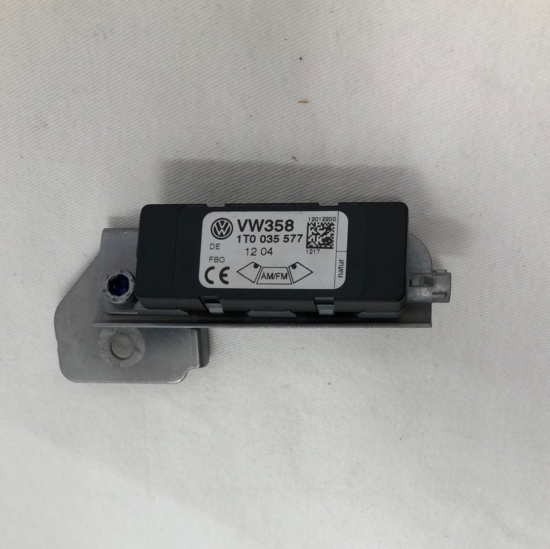 Volkswagen 1T1 Touran Antennenverstärker 1T0035577