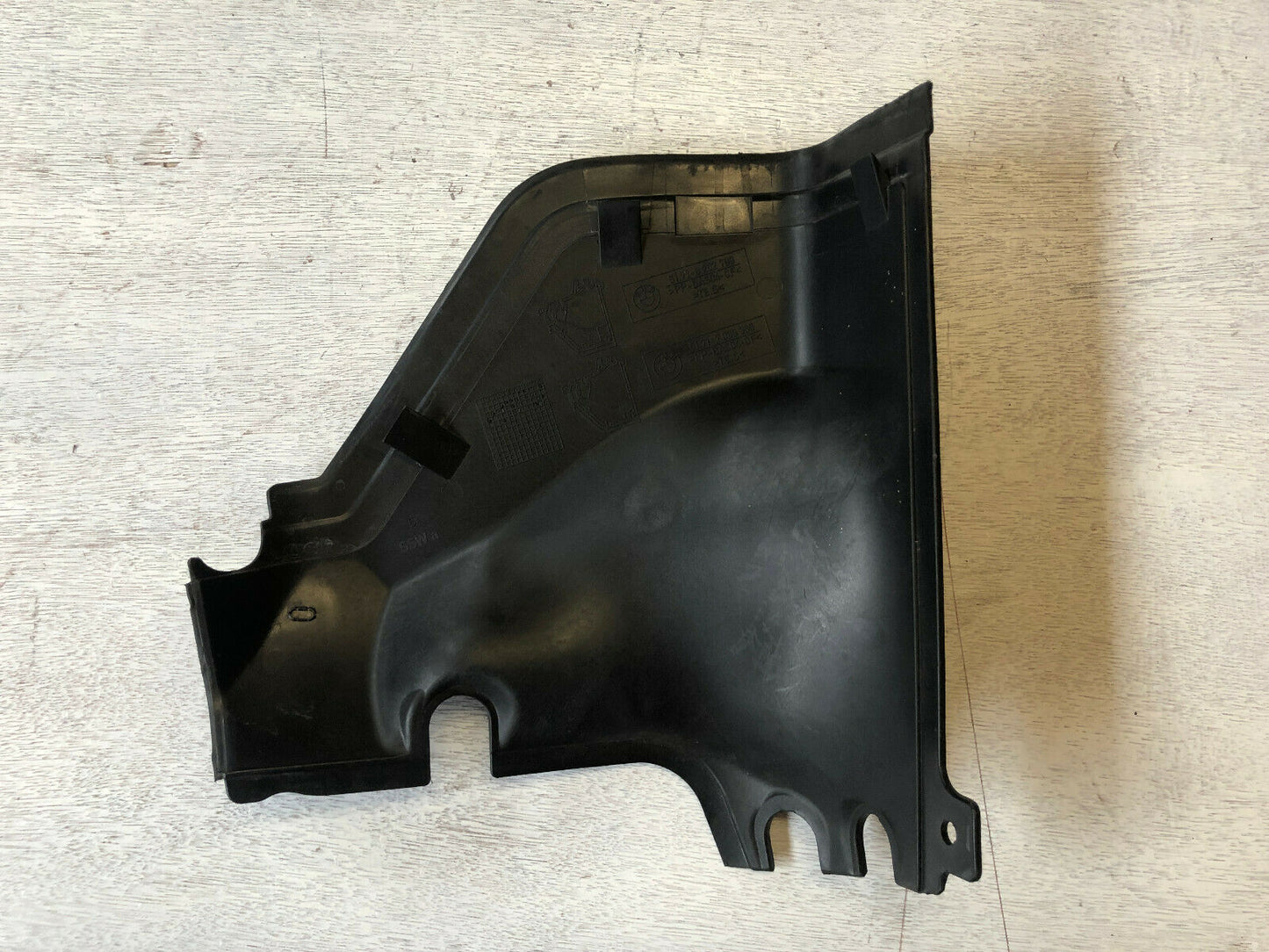 BMW E46 3 series partition wall engine compartment top left cover 8202799